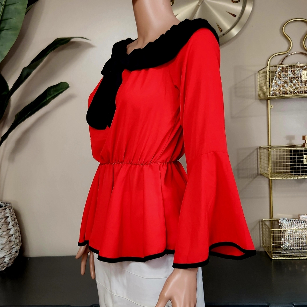 TIRRE LIGHT | M, Red & Black, Bell Sleeved, Bow Tie Front Blouse